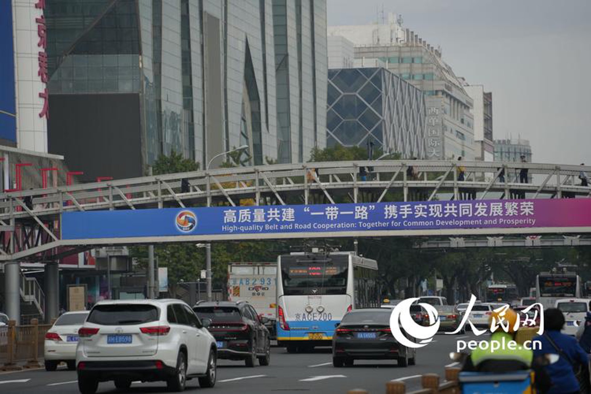 龙泽隔墙系统